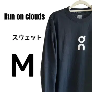 Run on clouds 블랙 맨투맨 M