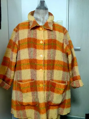 울 혼방 체크 무늬 롱 코트