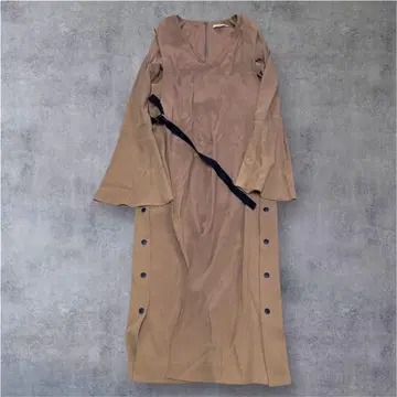 진지니 앤 헝그리 프리크스, 대디 원피스