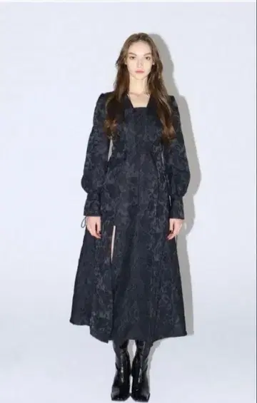 melt the lady 원피스 블랙 자카드 롱 레이스업