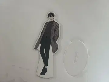 밟거나, 차거나, 사랑하거나 아크릴 스탠드 이오모리 타이