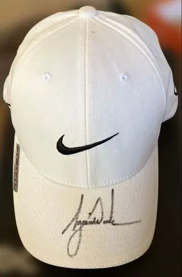 타이거 우즈 선수 친필 사인 캡