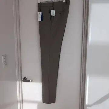 새상품 어반 세터 슬랙스