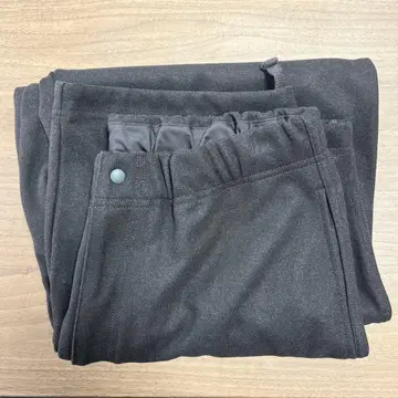 UNIQLOU 브러쉬드 맨투맨 와이드 팬츠