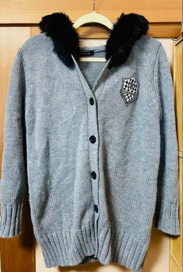[ ALGONQUINS ] 퍼 달린 니트 후드 가디건 ( 그레이 )