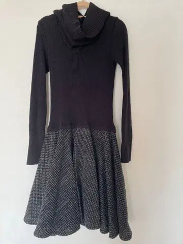 미사용 The first 니트 미니 원피스