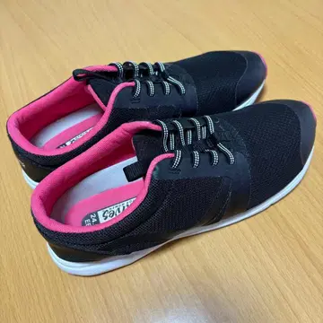 Curves 스니커즈 24.5 블랙/핑크