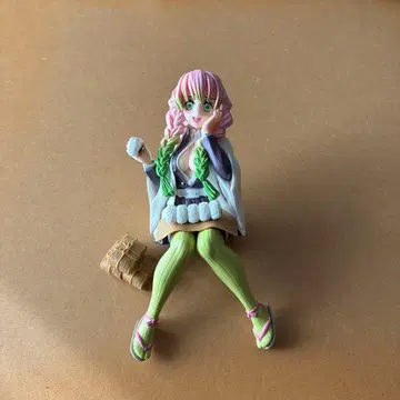 귀멸의 칼날 칸로지 미츠리 프리미엄 쵸코노세 피규어