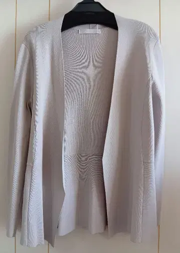 DoCLASSE 베이지 가디건 S 사이즈