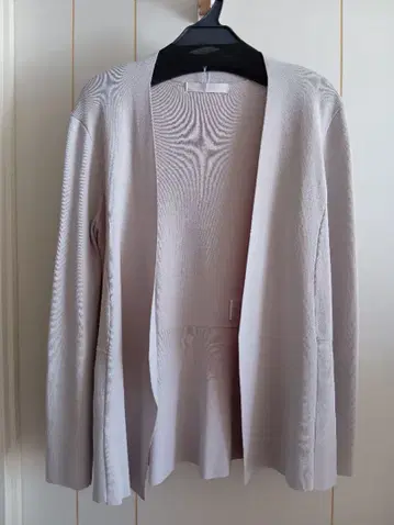 DoCLASSE 베이지 가디건 S 사이즈