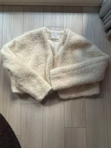 lato 한국 아이보리 후와후와 자켓