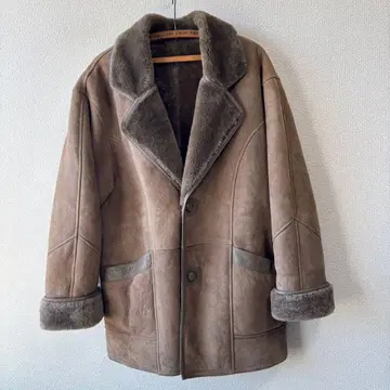 호주산 MALUBEL 무스탕 코트