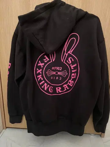 FR2 매실 블랙 집업 후드티