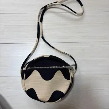 마리메꼬 숄더백