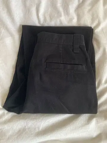 UNIQLO 와이드핏 치노 블랙 W79cm