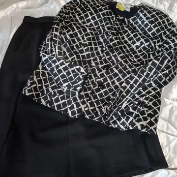 [ 쥬진 ] 자켓과 스커트 세트