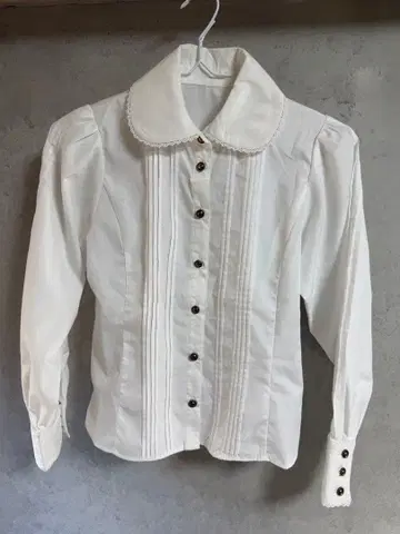 시마무라 쿠루미 콜라보 블라우스 화이트