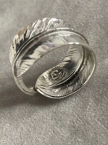 새상품급! 고로즈 특대형 페더 반지 조정 가능 / 실버