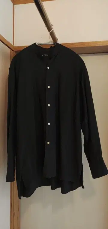 MAATEE&SONS 25SS 'L/S HANDKERCHIEF SH'