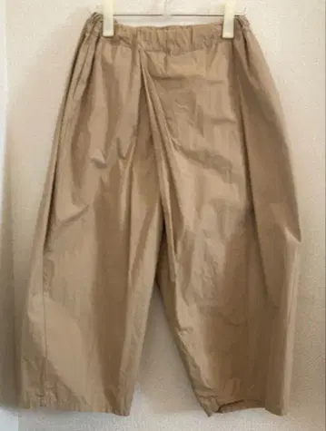 NARU 베이지 사루엘 팬츠 밴딩 끈 허리