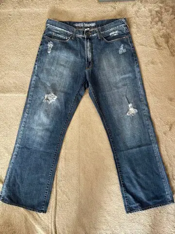 새상품급 36인치 guess 데미지 가공 청바지