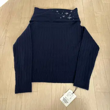 cleblatt 슈텔 비즈 오프숄더 니트