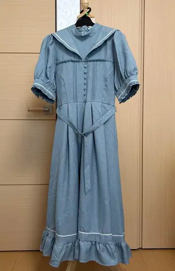 쿠루미 마린 아카데미아 원피스 색소폰