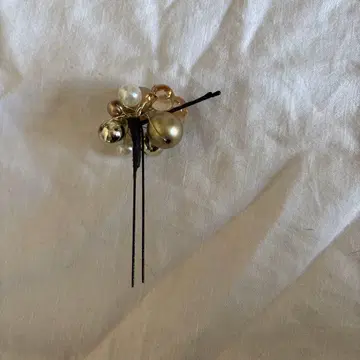 비즈와 펄 머리 장식