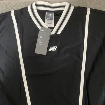 뉴발란스 MT51606 XL 블랙 티셔츠