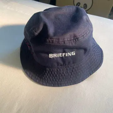 BRIEFING 네이비 버킷햇