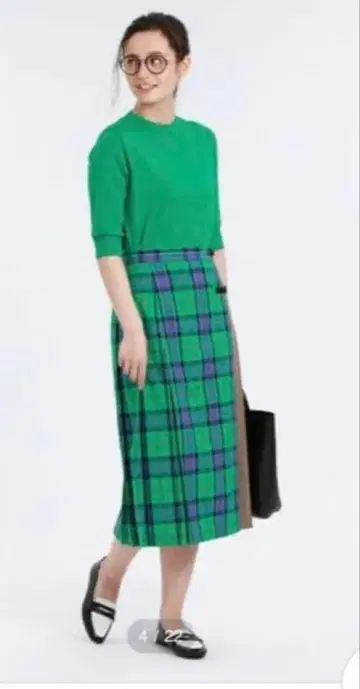 매킨토시 철학 그린 계열 체크 플리츠 스커트 38 사이즈