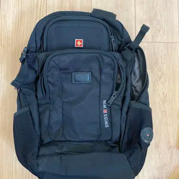 스위스 블랙 럭색 백팩