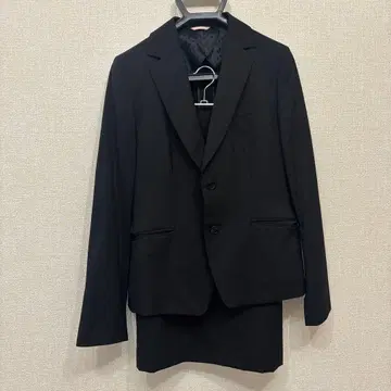블랙 취업 정장 (자켓 스커트 세트)