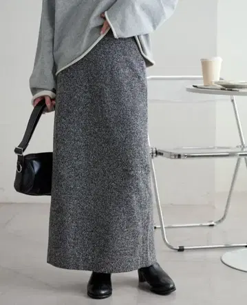 디스코트 트위드 내로우 스커트 블랙