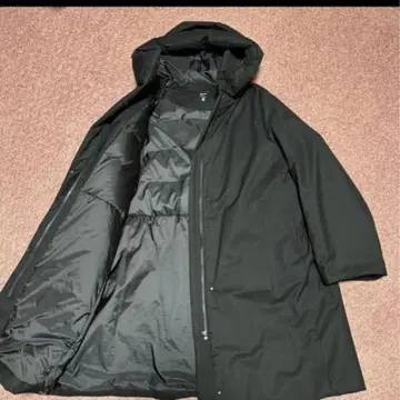 유니클로 하이브리드 다운 코트 XL 블랙