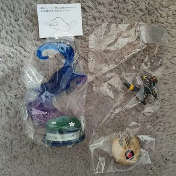 흔들리는 포켓몬의 한때 블래키 & 루나톤