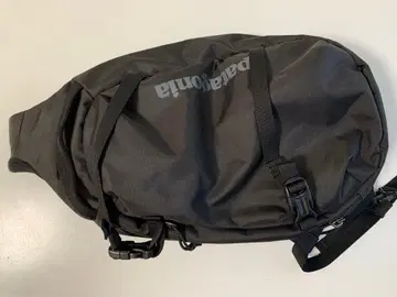 Patagonia 바디백 블랙