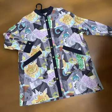 새상품 알베로베로 돼지롱 블라우스