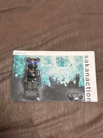 사카낙션 베어브릭