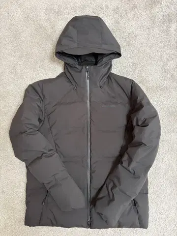 컨디션 최상 patagonia 잭슨 글레이셔 다운 자켓 블랙