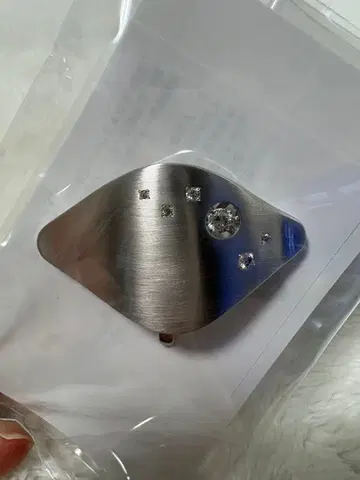 [ 미사용 새상품 ] 컴플렉스 비즈 댄싱 스톤 부착 헤어 액세서리