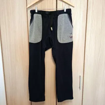 고 슬로우 카라반 이지 맨투맨 팬츠