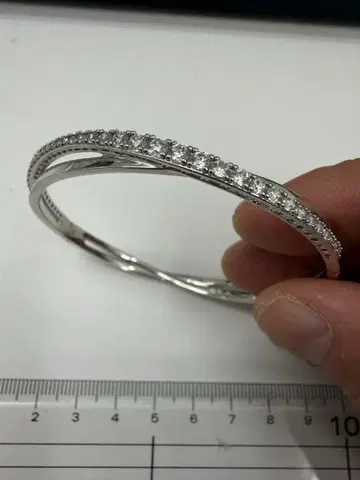SWAROVSKI (스와로브스키) 크리스탈 뱅글 팔찌 실버