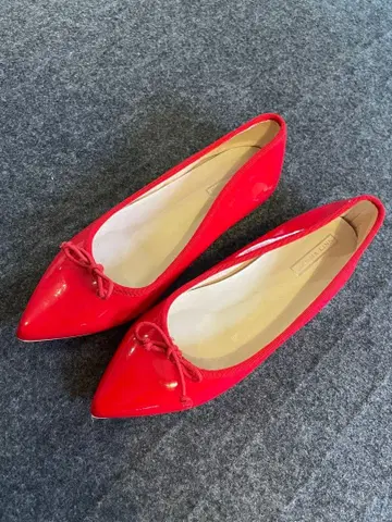 미사용: GEMMA LINN 펌프스 레드