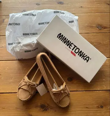 미네통카 Minnetonka 모카신 미사용 새상품 시나몬 25cm