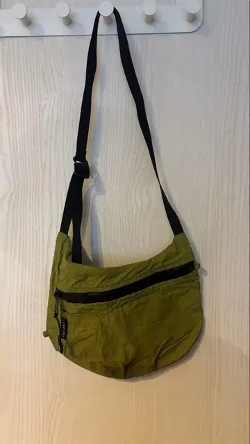 PALANTE 숄더백 올리브 그린