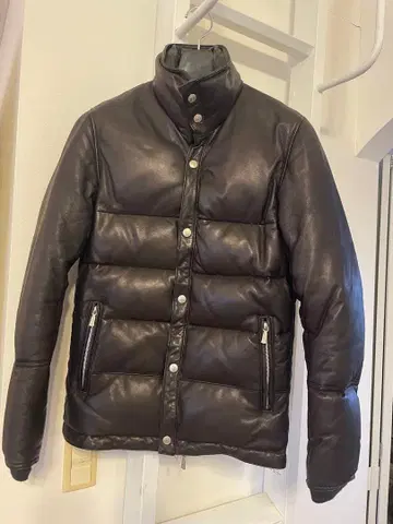 DELAY 가죽 다운 자켓