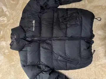 FIRST DOWN 블랙 다운 자켓