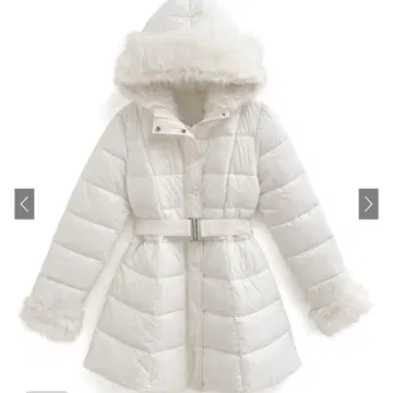 화이트 다운 자켓 후드 부착 벨트 부착 A라인 다운