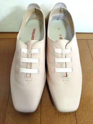 Figurino 스퀘어토 웨지솔 슬립온 슈즈